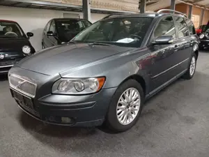Volvo V50 Kombi 1.8 Momentum TÜV 11/26 ANHÄNGERKUP