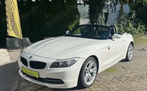 BMW Z4 sDrive 23i*Roadster*SH*Komfortzugang*Xenon*
