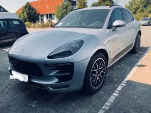 Porsche Macan Macan GTS PDK