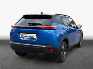 Peugeot 2008 BlueHDi 130 EAT8 GT Bild 2