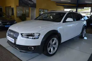Audi A4 allroad quattro 2.0 TDI AUTOMATIK / Bi-XENON