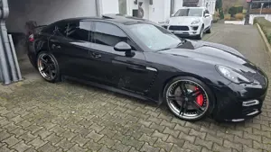 Porsche Panamera GTS PDK