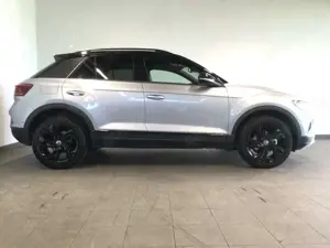 Volkswagen T-Roc 1.5 TSI DSG Style Black Paket IQ Light Kamera Bild 5