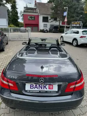 Mercedes-Benz E 250 E 250 CGI BlueEfficiency/CABRIO/KLIMA/PDF/ Bild 5