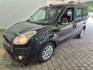 Fiat Doblo Emotion   ***Navi-KLIMA-AHK***