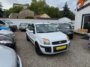 Ford Fusion Style, TÜV + Allwetterreifen NEU! Bild 2