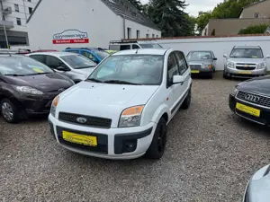 Ford Fusion Style, TÜV + Allwetterreifen NEU!