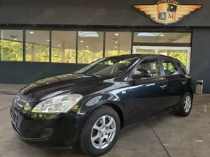 Kia Ceed / cee'd Ceed LX 1.4 1.HAND/KLIMA/ Top gepflegt