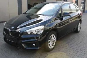BMW 220 d Active Tourer Navi/Panorama/SHZ/PDC