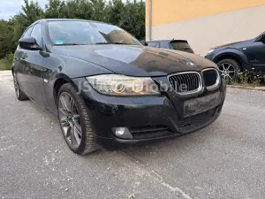 BMW 330 d e90*N57*Facelift*Automatik*3.Hand*Xenon*TÜV Bild 2
