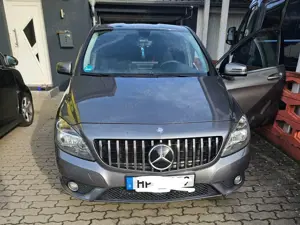 Mercedes-Benz B 180 B 180 CDI (BlueEFFICIENCY)