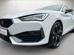 CUPRA Leon Sportstourer 2.0 TSI 4Drive DSG VZ AHK*Pano Bild 4