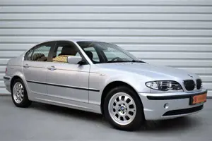 BMW 320 i+2.Hand+PDC+Tempomat+Schiebedach+38.200KM