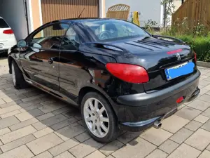 Peugeot 206 206 CC 135 Platinum Bild 4