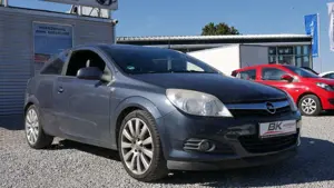 Opel Astra 1.9 CDTI Automatik Panorama Sitzheizung Tempomat