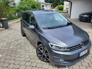 Volkswagen Touran 1.4 TSI DSG Highline ACC LEDER NAVI usw.