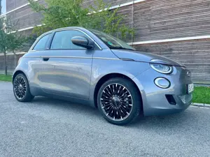 Fiat 500e "La Prima" 42 kWh - LED/Pano/Apple - MJ2022