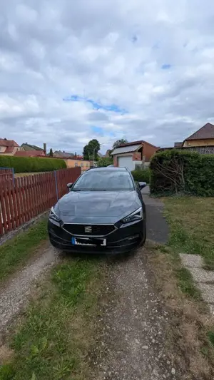 SEAT Leon Sportstourer 2.0 TDI DSG Style
