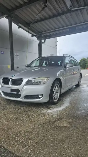 BMW 318 318i