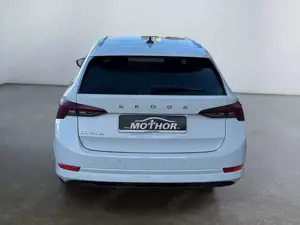 Skoda Octavia Combi Style 1.5 TSI Head-Up Display Bild 5