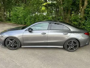 Mercedes-Benz CLA 200 CLA 200 d AMG Line