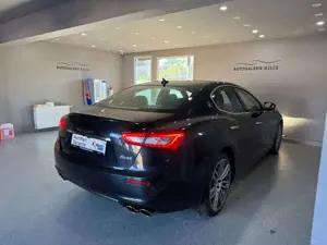 Maserati Ghibli LEDER*NAVI*XEN*MEMO*SPORT AGA - image 4