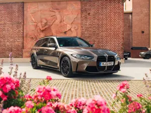 BMW M3 Competition Touring SEPANG BRONZE Vollausstattung