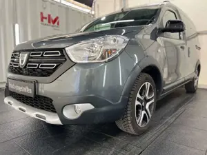 Dacia Dokker StepwayCelebration Nav/SHZ/Blueto./MFL