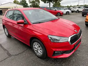 Skoda Fabia 1,0 TSI*Selection*Garantie/1.Hd./Klima/LED Bild 2