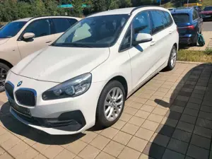 BMW 218 d Gran Tourer Advantage *AHK*PDC