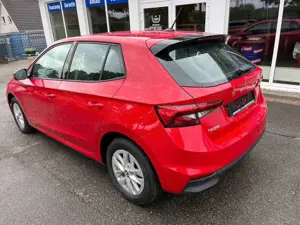 Skoda Fabia 1,0 TSI*Selection*Garantie/1.Hd./Klima/LED Bild 4