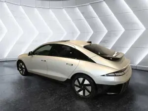 Hyundai IONIQ 6 ''TECHNIQ'' 4WD 77,4 kWh HEAD-UP Bose Rückfahrkame Bild 4