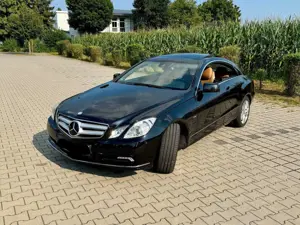 Mercedes-Benz E 250 Coupe Avantgarde/Standheizung/Pano/Abstand