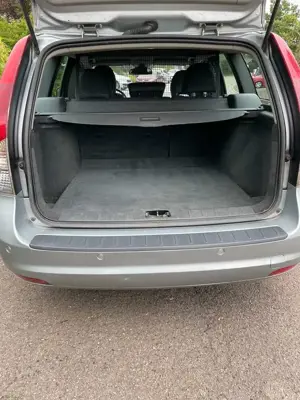 Volvo V50 V50 DPF DRIVe Summum Bild 4