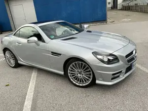 Mercedes-Benz SLK 200 AMG Line 9 Gang Tronic