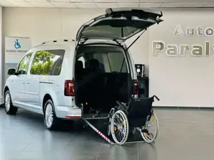 Volkswagen Caddy Maxi Rollstuhlgerecht-Rampe + E-Sitz