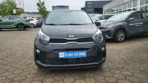 Kia Picanto 1.0 Dream Team Edition Bild 2