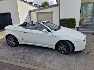 Alfa Romeo Spider 1.8 16V TBi Preis VB Bild 5