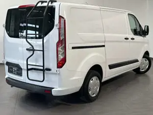 Ford Transit Custom 300 L1H1 NAV+TEMPOMAT+PP+LEDER+DAB+1HD Bild 5
