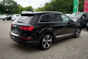 Audi Q7 3.0TDI S-Line Matrix-LED AHK BOSE Luft Bild 4