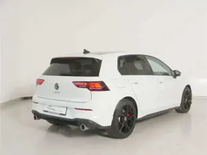 Volkswagen Golf GTI 2.0 TSI Black Style DSG P-Dach/NAV/LED Bild 4
