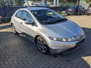 Honda Civic 1.8l Sport Xenon Tempomat Ganzjahresreifen Bild 2