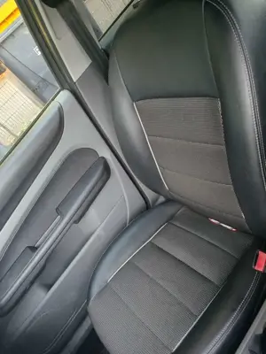 Ford Focus Turnier 1.8 White Magic Bild 5