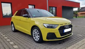 Audi A1 A1 Sportback advanced 30 TFSI S tronic LED PDC Bild 3
