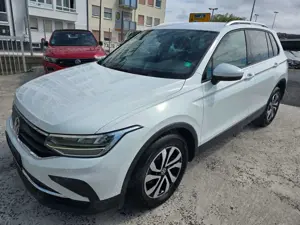 Volkswagen Tiguan Active 2,0 TDI KAMERA*AHK