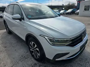 Volkswagen Tiguan Active 2,0 TDI KAMERA*AHK Bild 3
