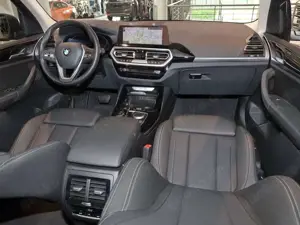 BMW X3 xDrive20i Laser RFK DrivAss HeadUp HIFI Bild 5