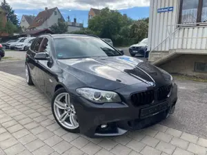 BMW 520 520d Touring Aut.*M Packet*Navi*TV*Head Up*Spura.*