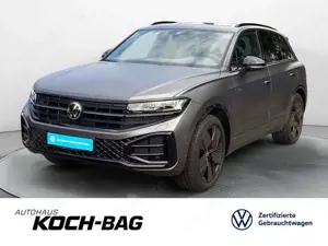 Volkswagen Touareg 3.0TDI R-Line Black NAVI LED PANO STANDH