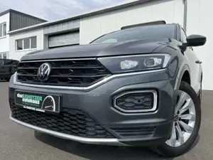 Volkswagen T-Roc 1.5 TSI DSG Sport 175€ m. 20% Anzahlung AHK STHZ
